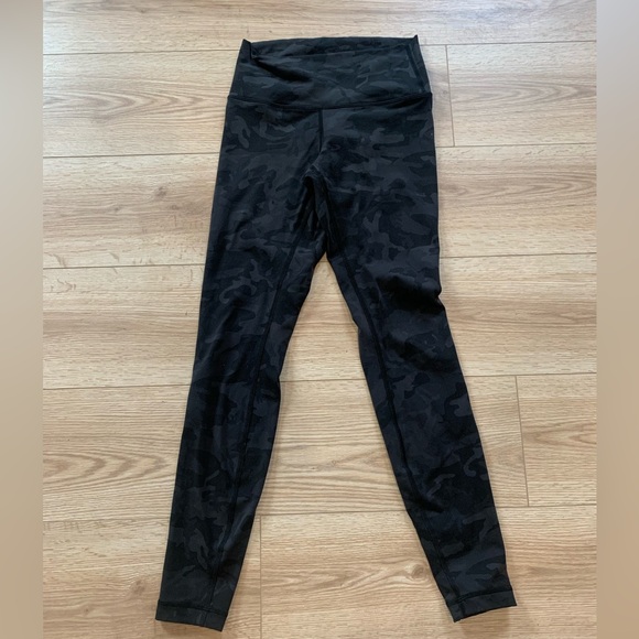 lululemon athletica Black Camo Leggings - Picture 4 of 7